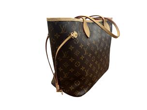 Louis Vuitton Neverfull MM in 2023
